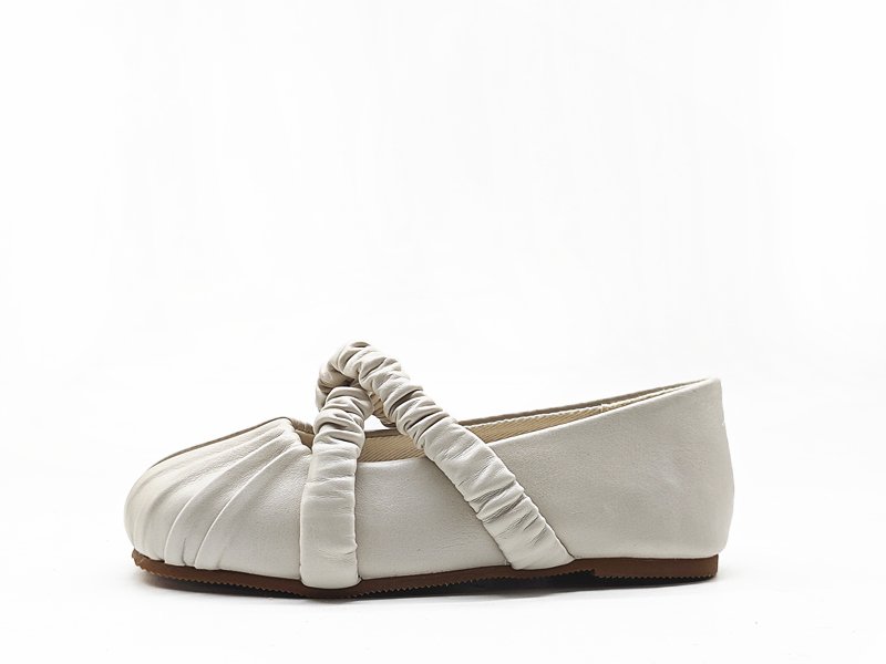 Girls' White Ruched Strap Mary Jane Flats