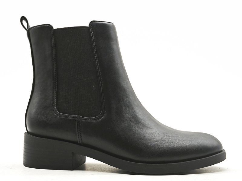 Women's Black Leather Chelsea Ankle Boots